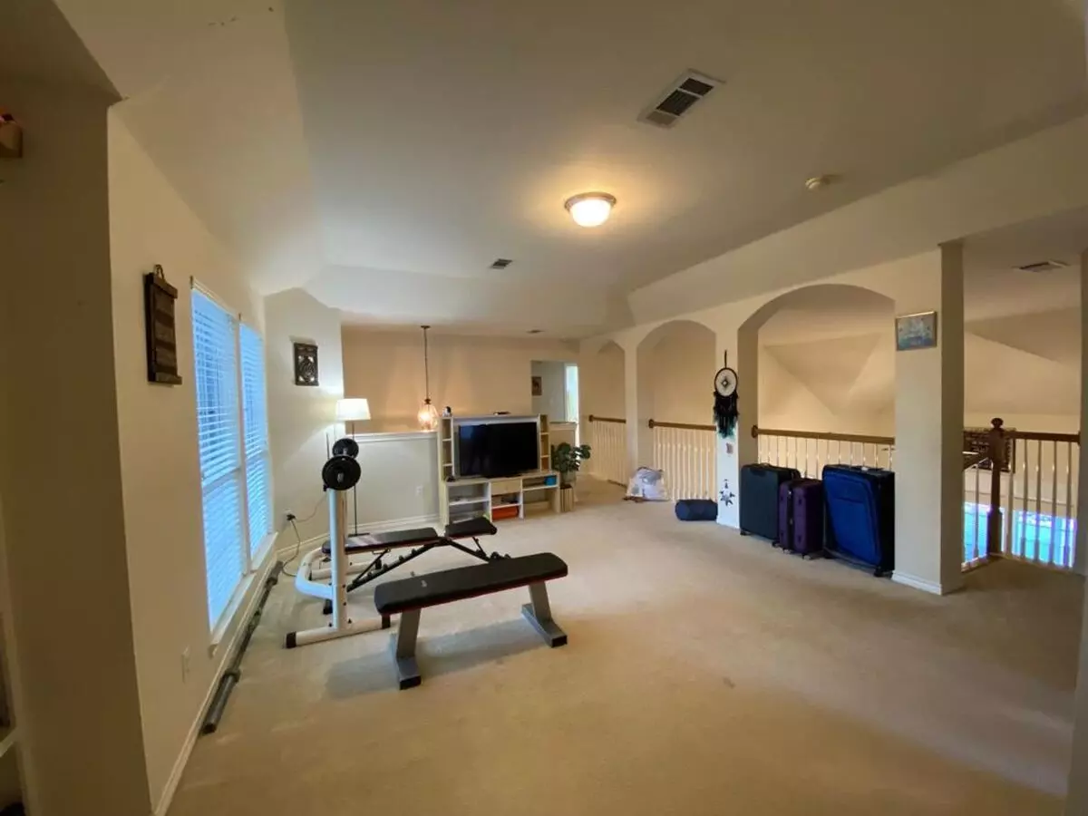 1347 Chase Lane, Irving, TX 75063 photo 5