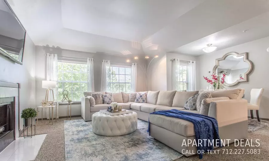 8661 Jones Road, Jersey Village, TX 77065 photo 3
