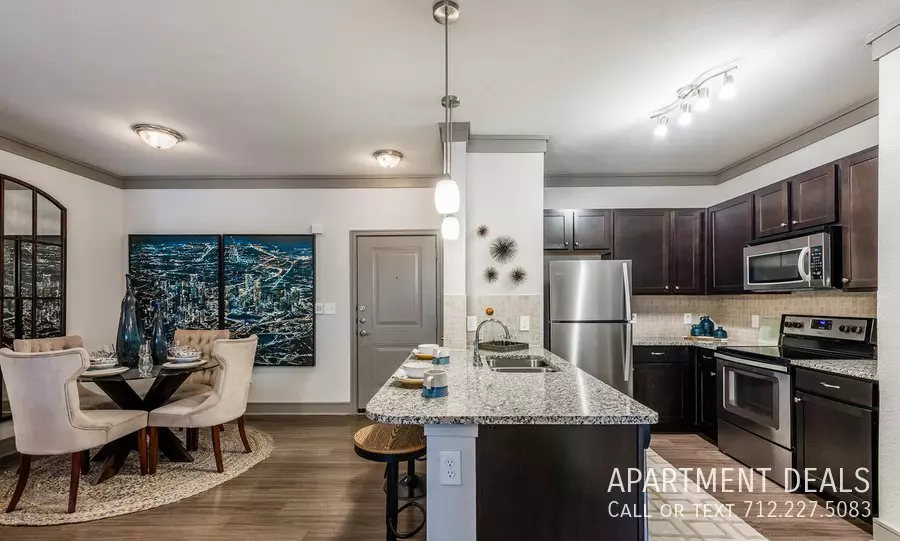 10331 Kingsland Boulevard, Katy, TX 77494 photo 3