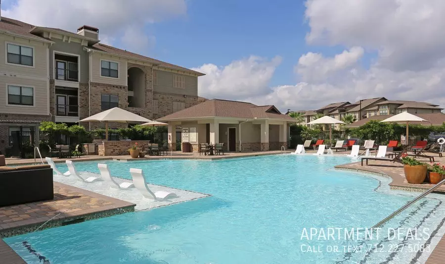 10331 Kingsland Boulevard, Katy, TX 77494 photo 5