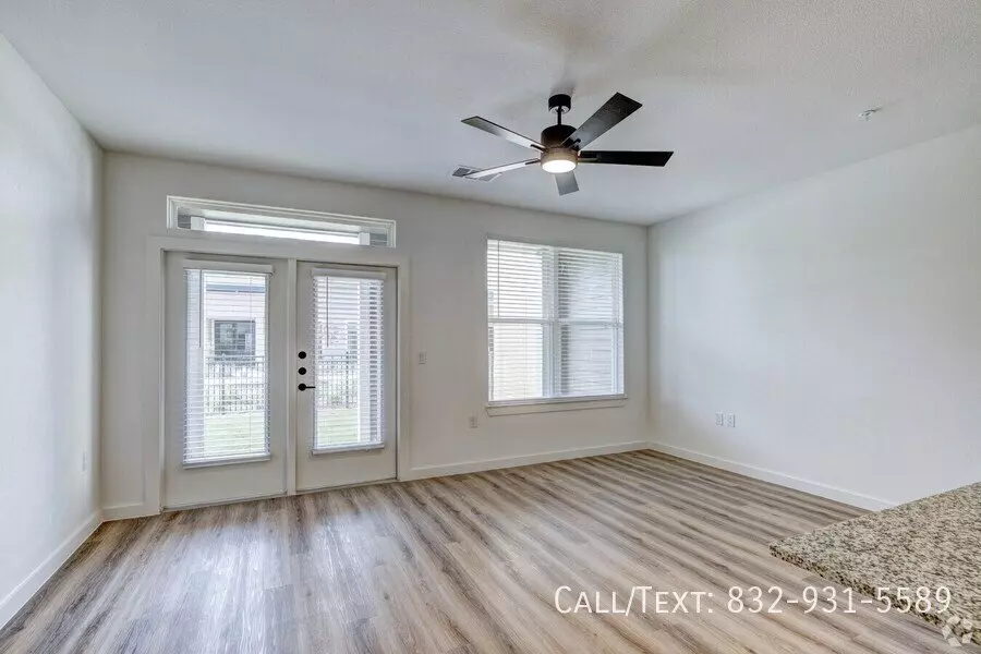 1284 Pin Oak Road, Katy, TX 77494 photo 4