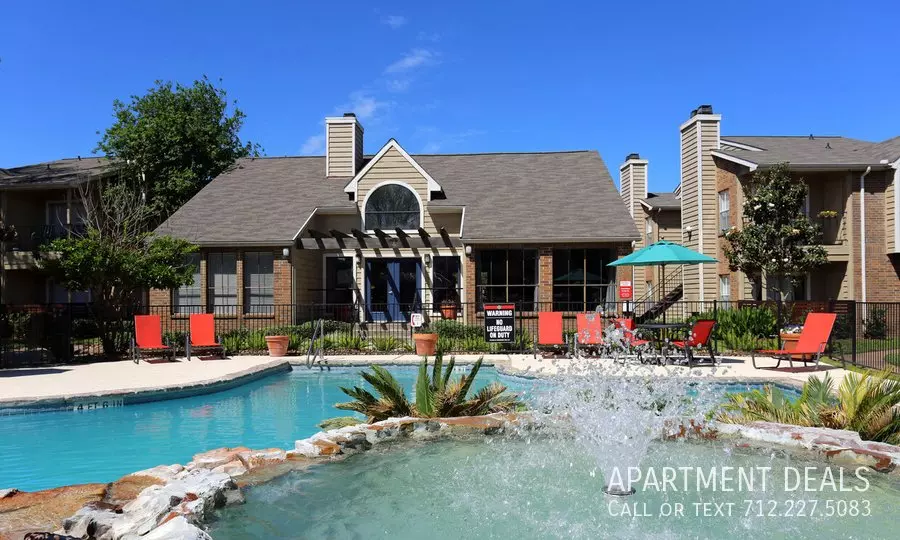 14 Park Tree Lane, Katy, TX 77450 photo 4