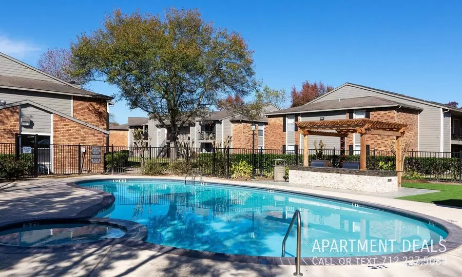 1556 Katy Flewellen Road, Katy, TX 77494 photo 3