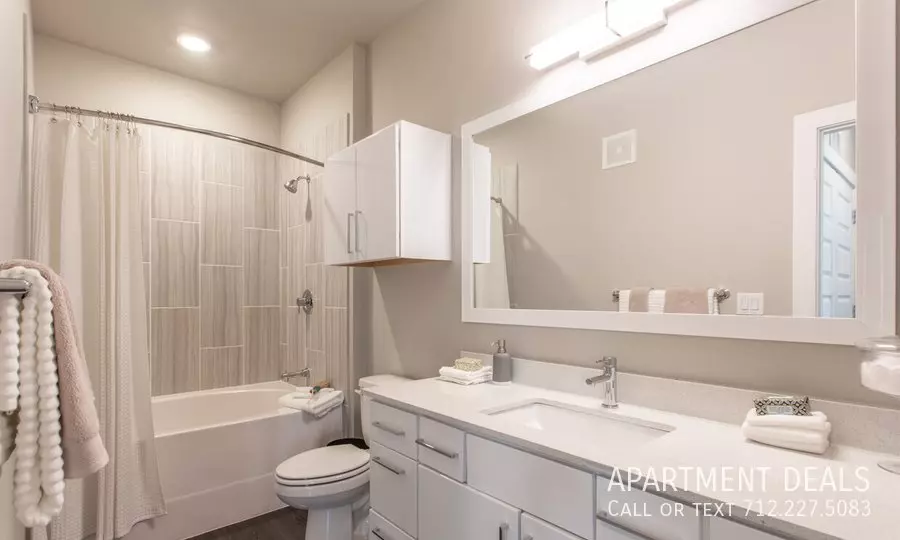 2046 Greenhouse Road, Houston, TX 77084 photo 2