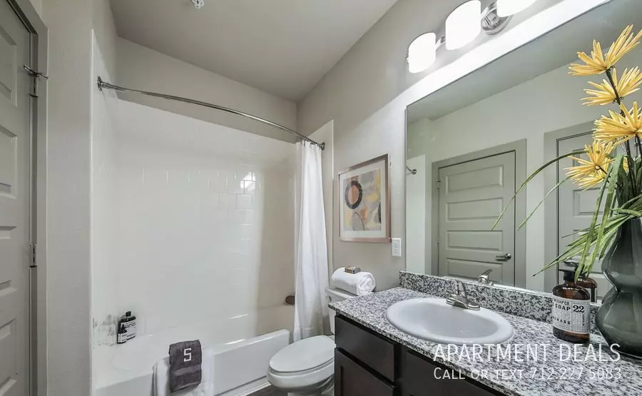 21007 Kingsland Boulevard, Katy, TX 77450 photo 4