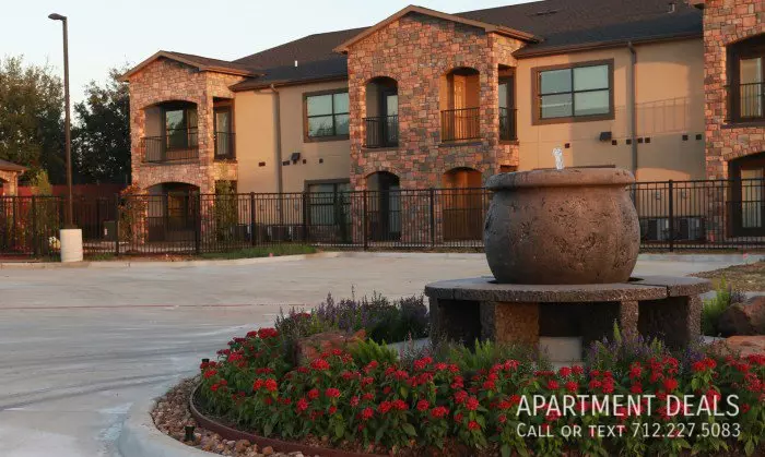 21757 Cimarron Parkway, Katy, TX 77450 photo 2