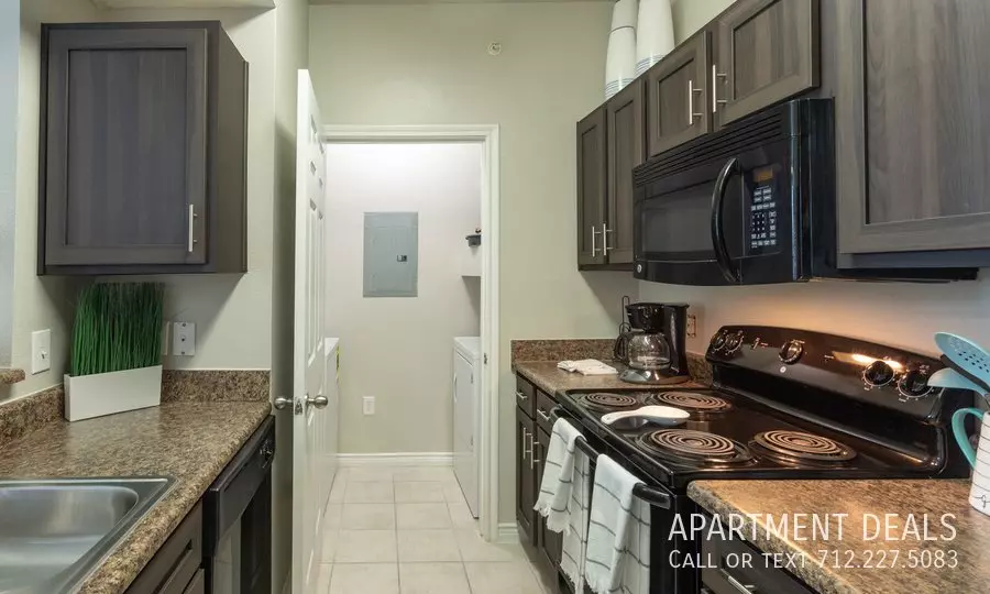 228 Mason Creek Drive, Katy, TX 77450 photo 4