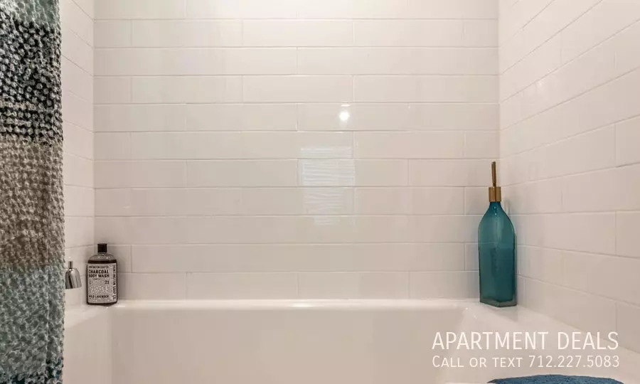 2753 W Grand Pkwy photo 2