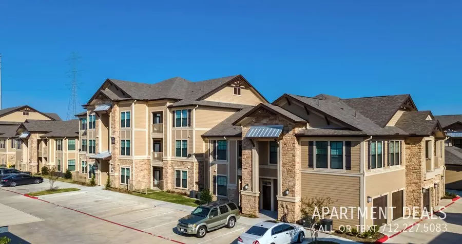 3837 Banks Ridge Lane, Katy, TX 77449 photo 3