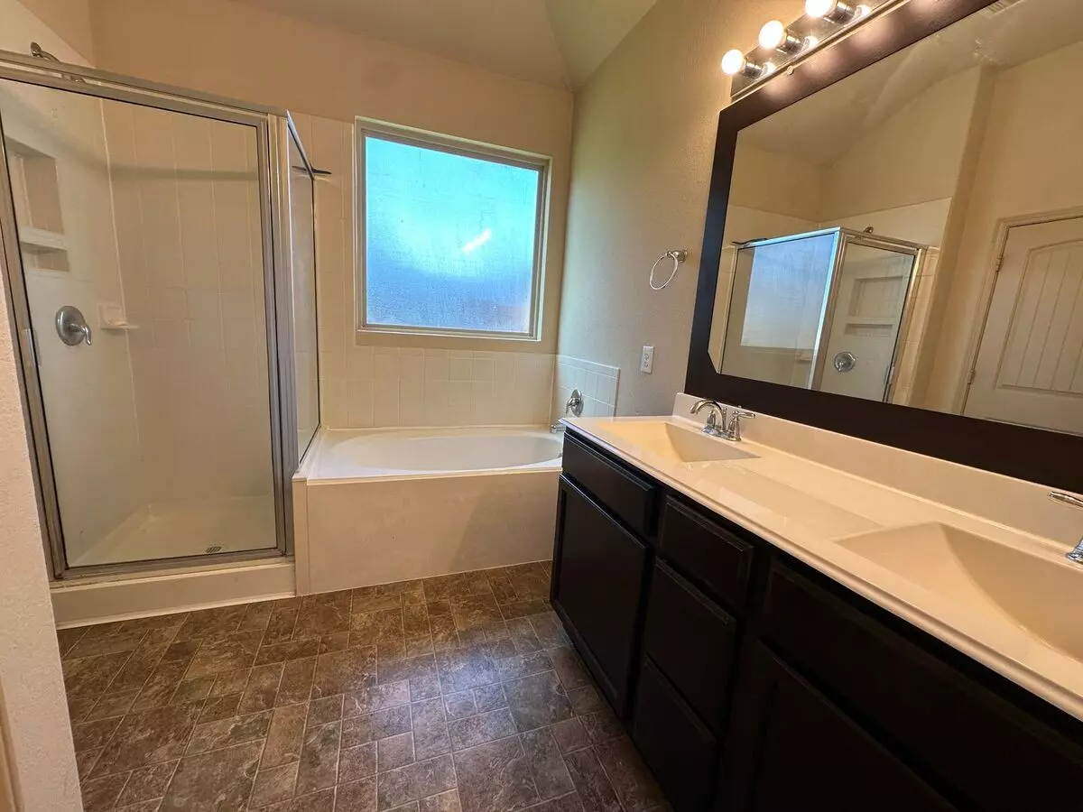 5415 Sunfall Bend, Katy, TX 77449 photo 2