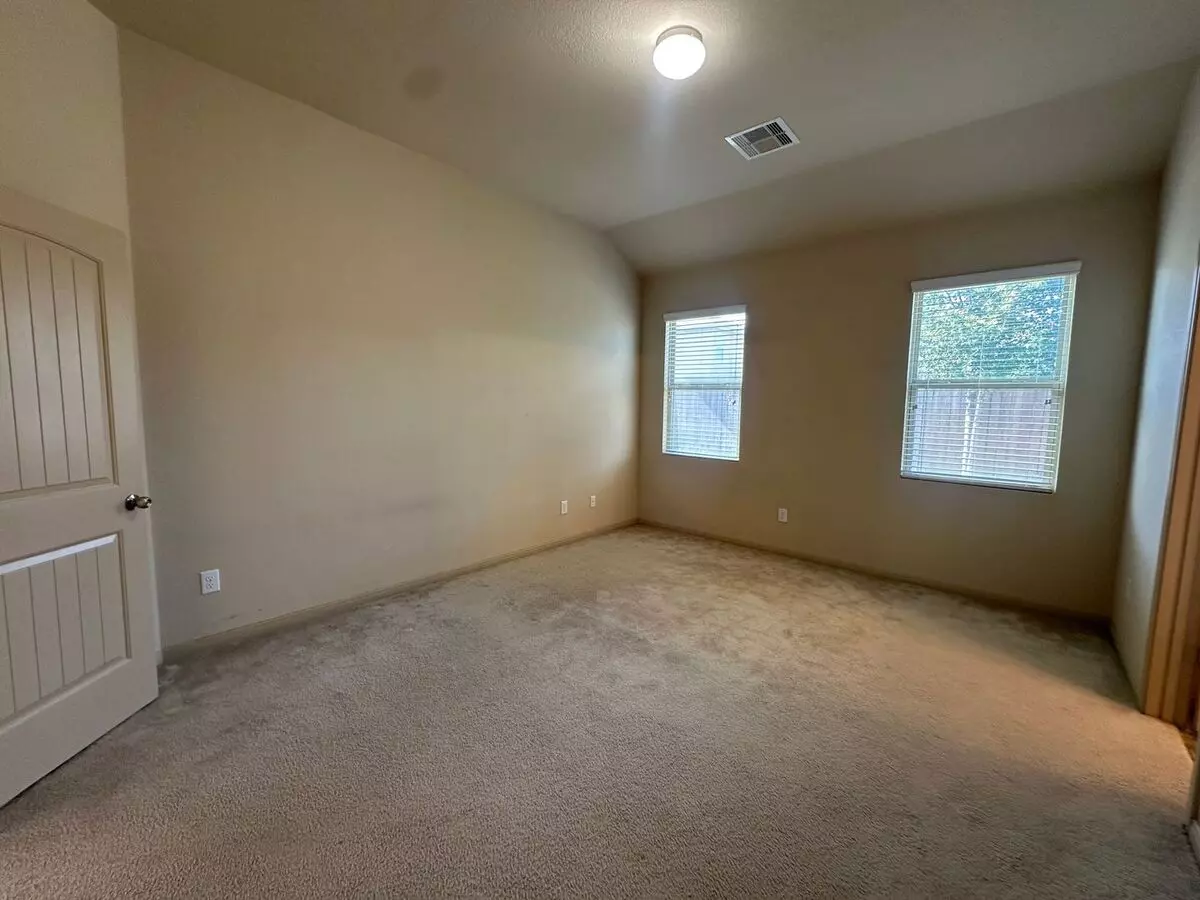 5415 Sunfall Bend, Katy, TX 77449 photo 3