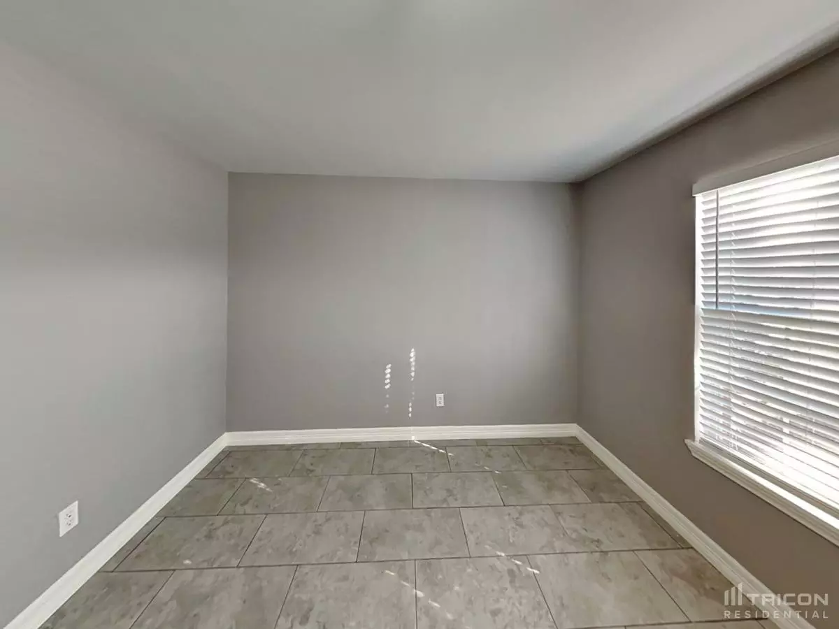 439 Laurel Timbers Drive, Humble, TX 77339 photo 4