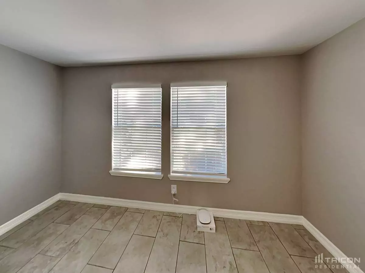 439 Laurel Timbers Drive, Humble, TX 77339 photo 5