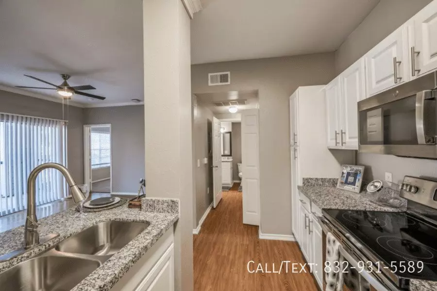 113 West Main Street, League City, TX 77573 photo 4