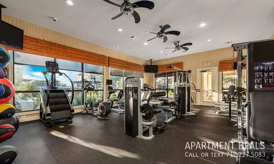 1806 South Egret Bay Boulevard, League City, TX 77573 photo 5
