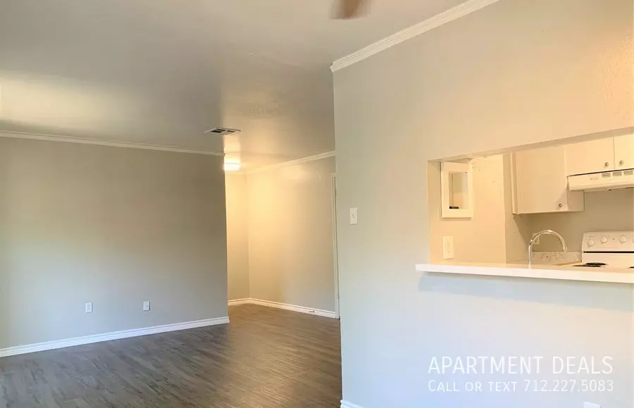 316 3rd Street, League City, TX 77573 photo 2