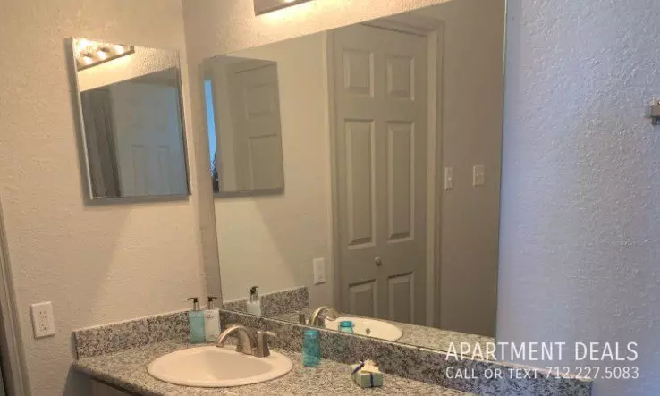 507 Davis Road, League City, TX 77573 photo 2