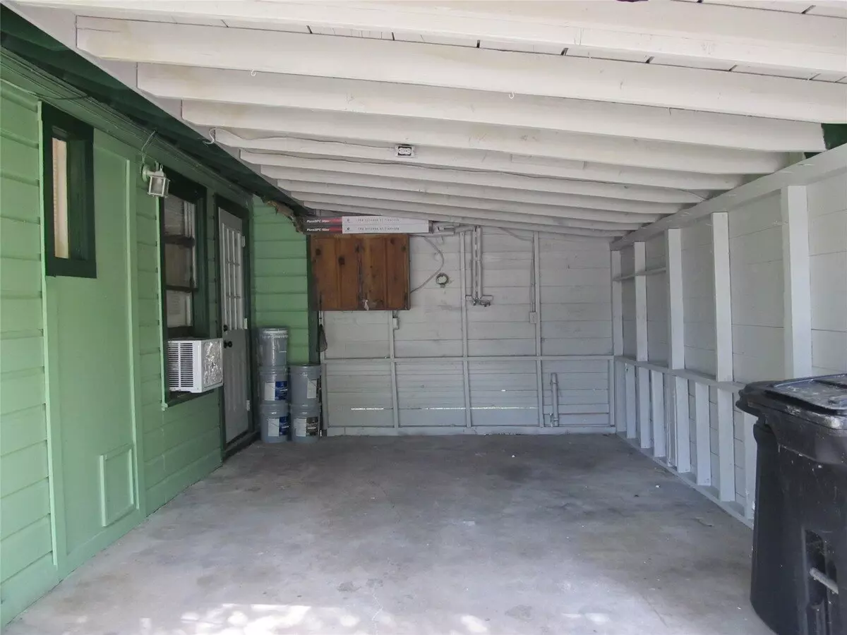 603 Coryell Street, League City, TX 77573 photo 3