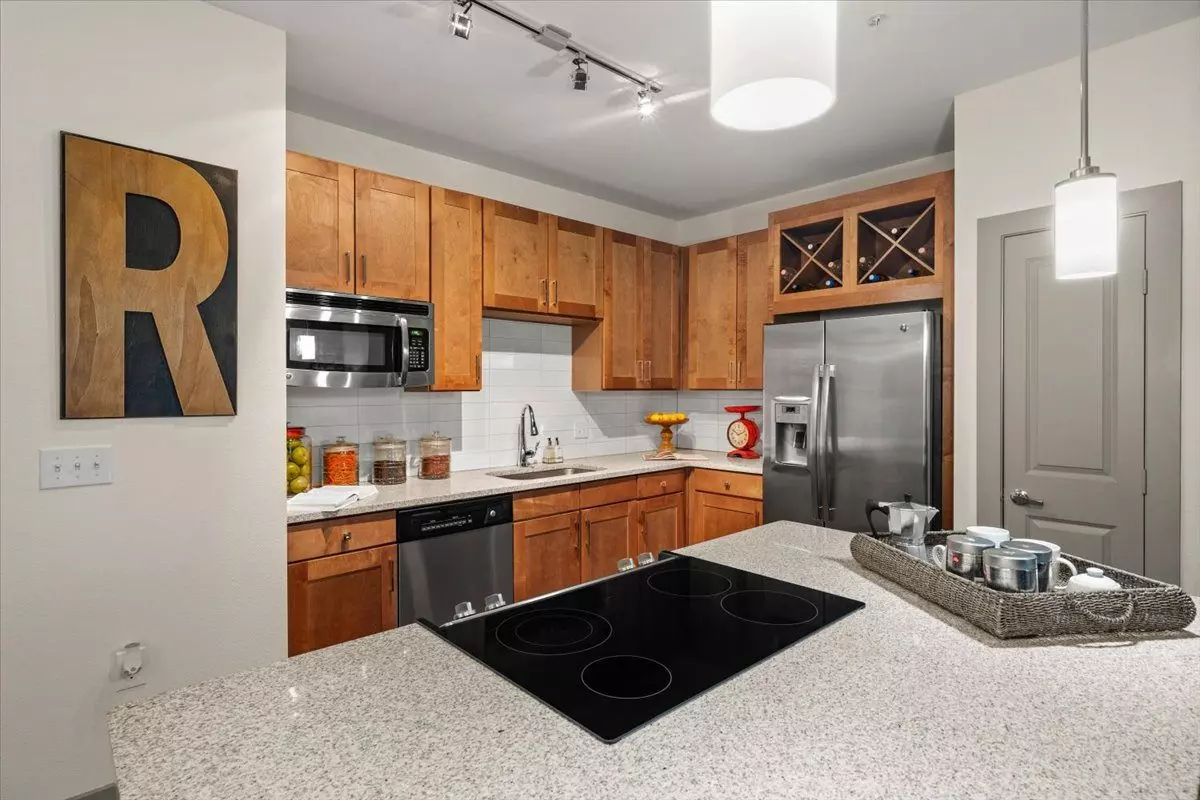 Ovation At Lewisville Apartment Homes photo 2