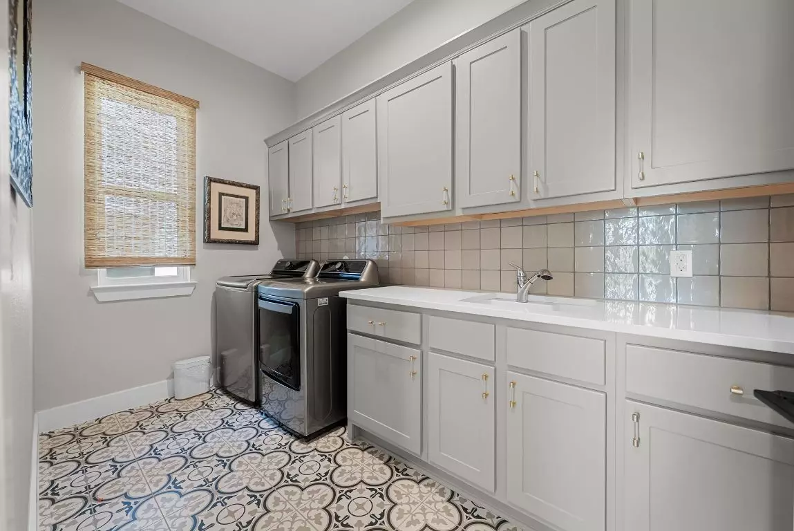 508 Castillo Bnd photo 5