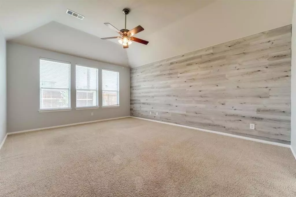 1721 Shoebill Drive, Little Elm, TX 75068 photo 2