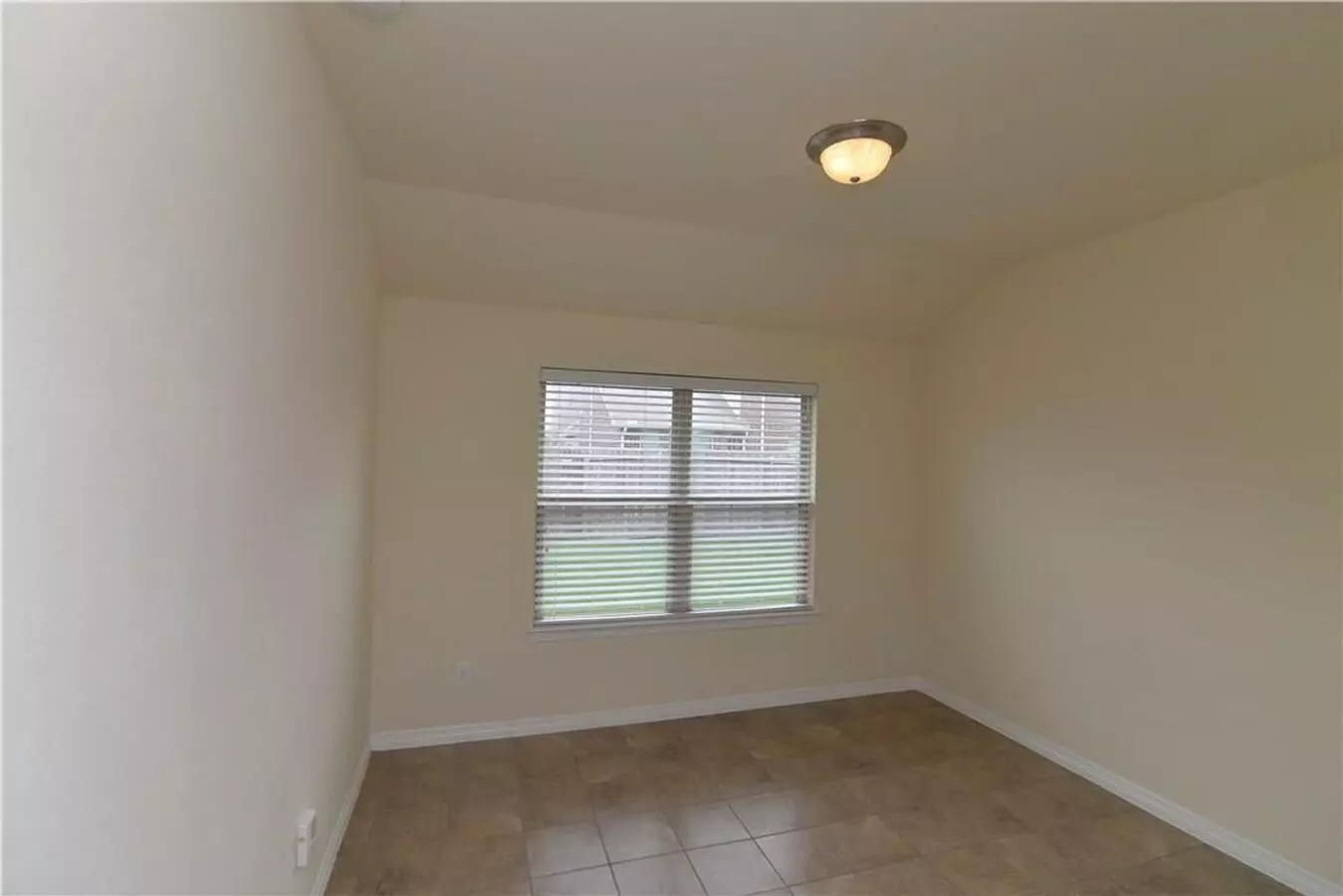 1204 Kittyhawk Drive, Little Elm, TX 75068 photo 2