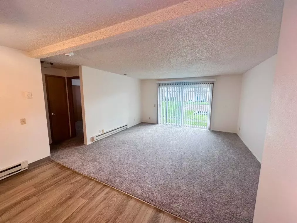 Woodland Greens Apartments photo 2