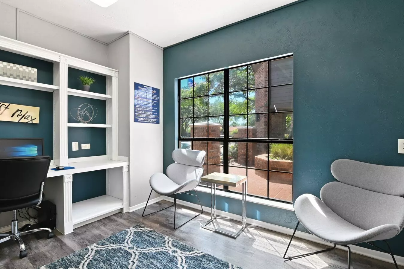 The Summit Apartments photo 3