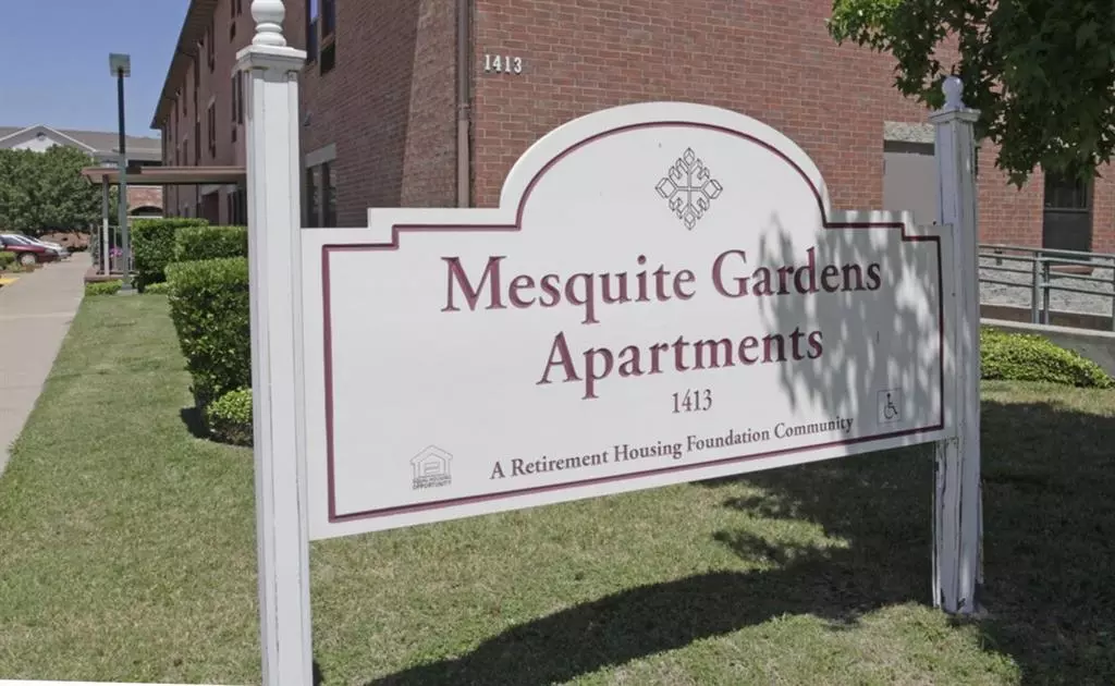 Mesquite Gardens Apartments photo 2