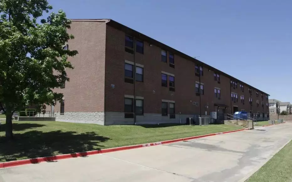 Mesquite Gardens Apartments photo 5