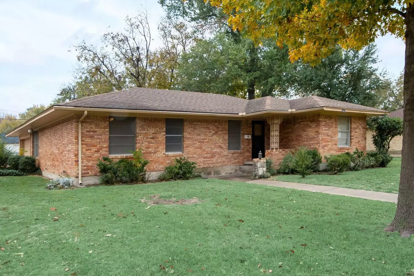 1002 Majors Drive, Mesquite, TX 75149 photo 3