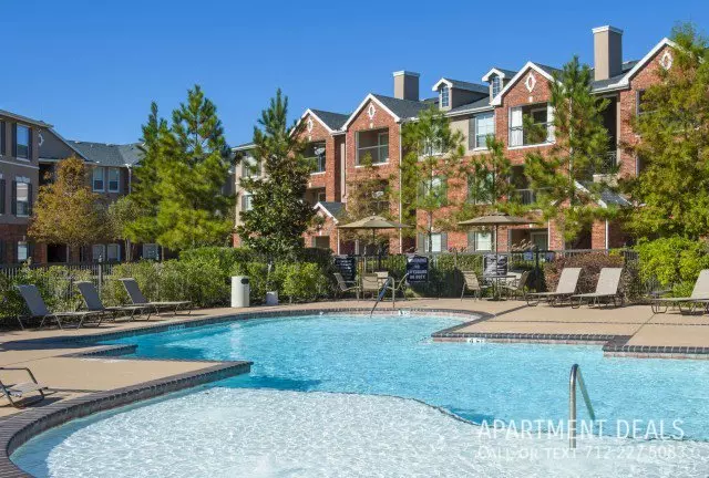 8591 Sienna Springs Boulevard, Missouri City, TX 77459 photo 4