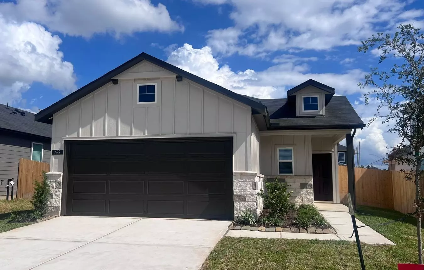 622 Amber Falls Drive, Montgomery, TX 77356 photo 3