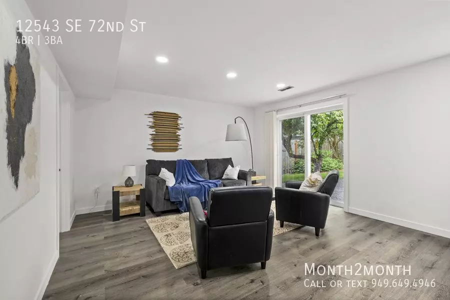 12543 Southeast 72nd Street, Renton, WA 98056 photo 3