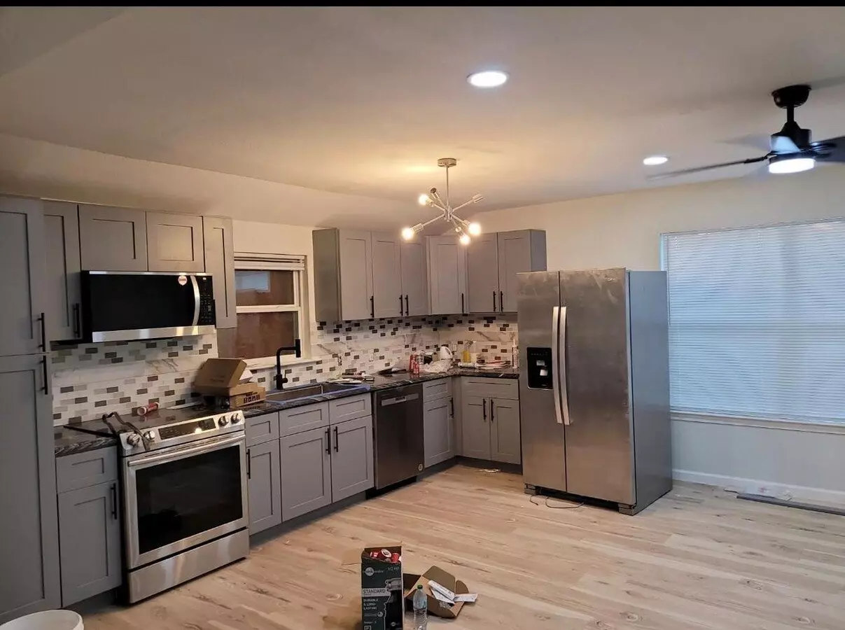 401 Trichelle Street, Pasadena, TX 77506 photo 2