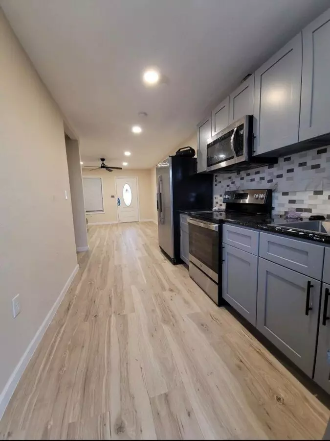 401 Trichelle Street, Pasadena, TX 77506 photo 4