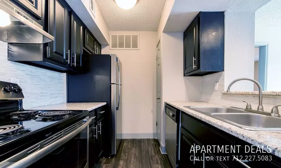 4209 Colombia Drive, Pasadena, TX 77504 photo 5