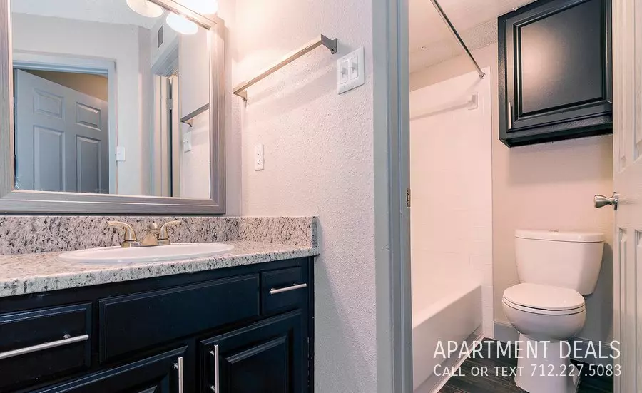 4209 Colombia Drive, Pasadena, TX 77504 photo 3