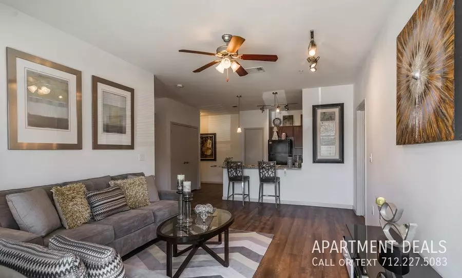 5415 Crenshaw Road, Pasadena, TX 77505 photo 3