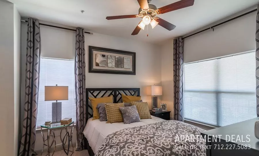 5415 Crenshaw Road, Pasadena, TX 77505 photo 4