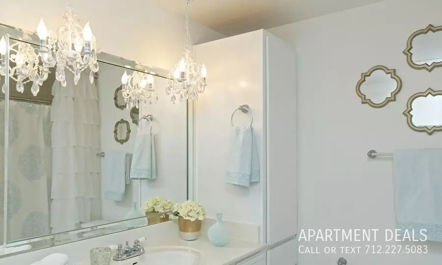6066 Fairmont Parkway, Pasadena, TX 77505 photo 5