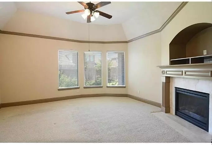 12413 Page Crest Lane, Pearland, TX 77584 photo 3