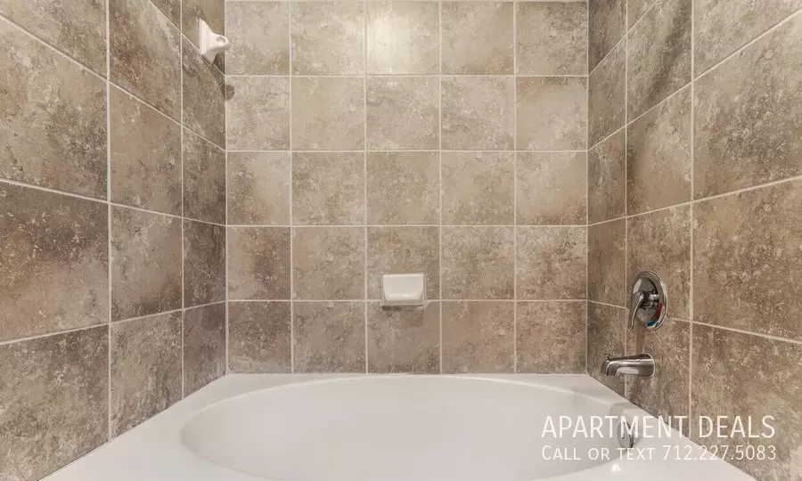 2691 Old Alvin Road, Pearland, TX 77581 photo 5