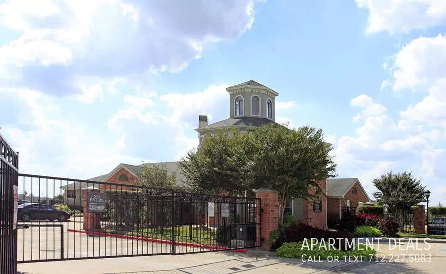 2856 Oak Road, Pearland, TX 77584 photo 3