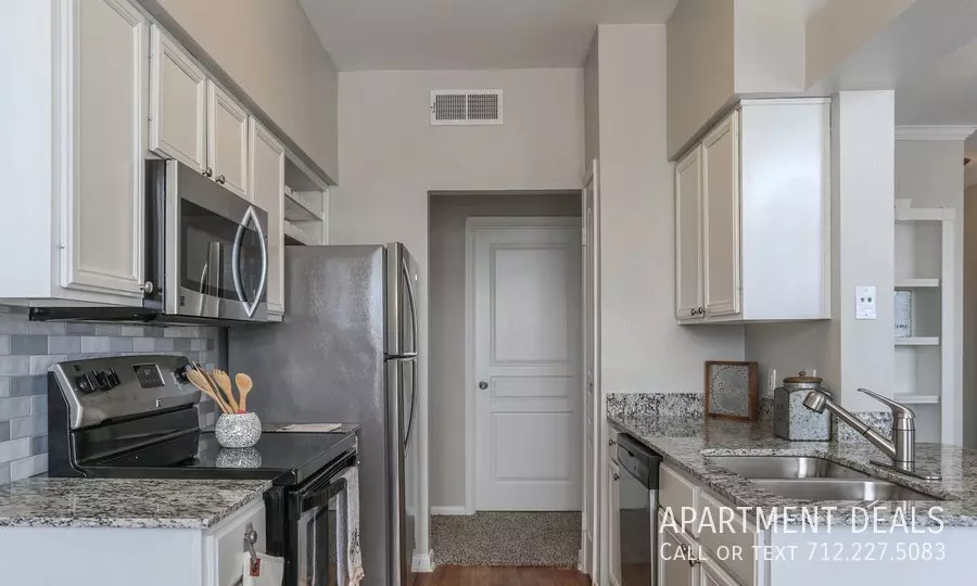 2918 Pearland Parkway, Pearland, TX 77581 photo 2