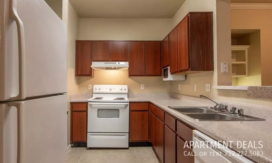 2926 Oak Road, Pearland, TX 77584 photo 5