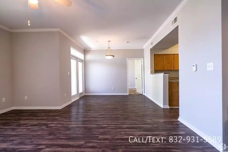 3196 John Lizer Road, Pearland, TX 77581 photo 2