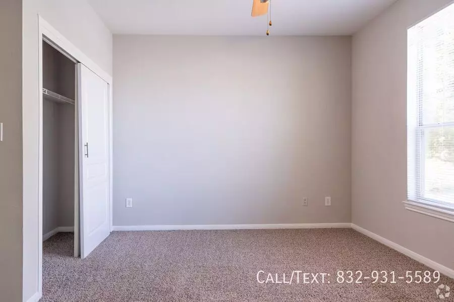 3196 John Lizer Road, Pearland, TX 77581 photo 5