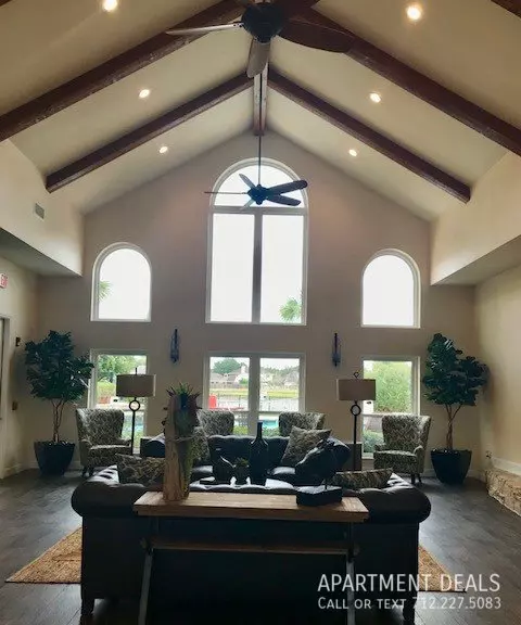 6526 Broadway Street, Pearland, TX 77581 photo 2