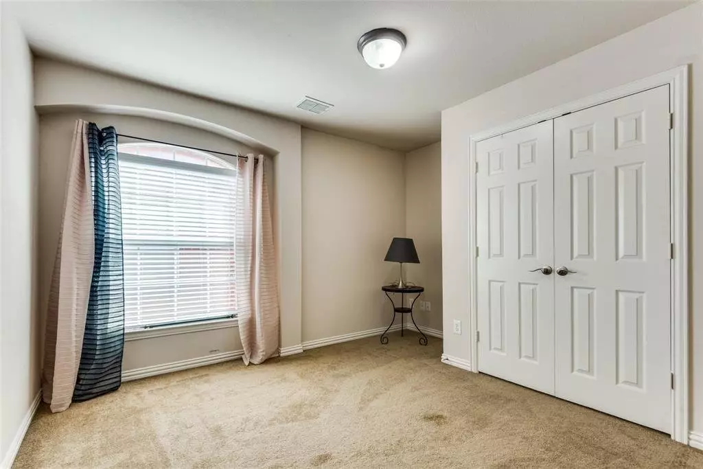 8730 Manhattan Avenue, Plano, TX 75024 photo 3